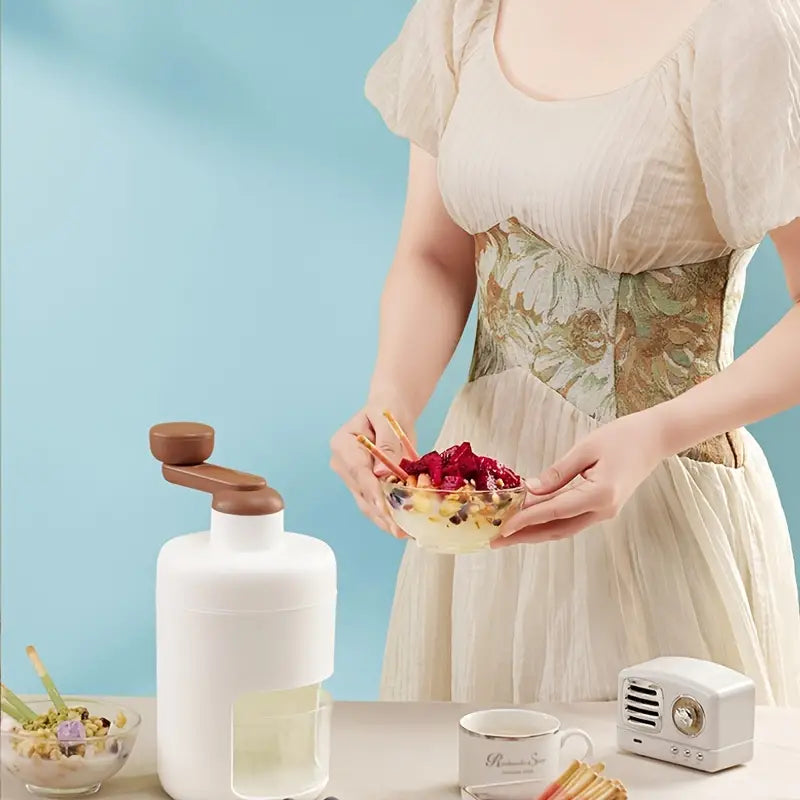 Compact Ice Delight Maker